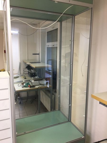 Архитектурная зеркальная пленка USB Silver серебро 5%,1,52м. (пог.м)